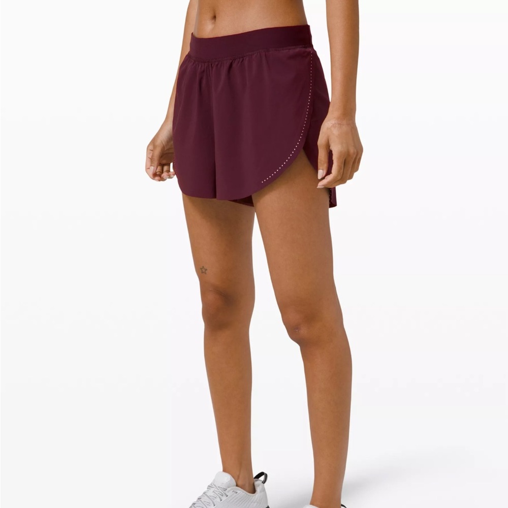 Lululemon find your pace shorts
